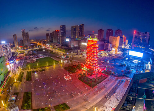 郑州二七纪念塔夜景二七广场光影
