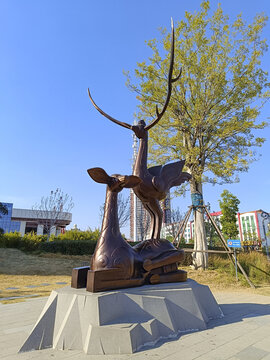 卧鹿立鸟文化主题公园