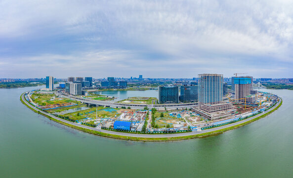 航拍郑州北龙湖金融岛环形建筑群