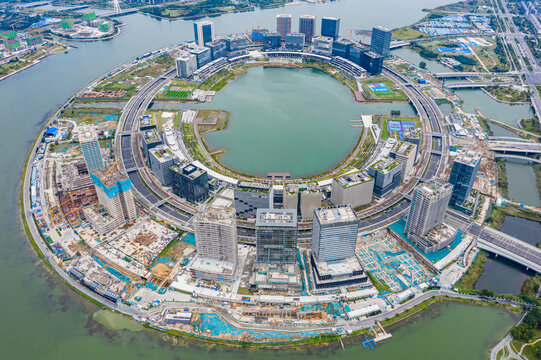 航拍郑州北龙湖金融岛人工湖心岛
