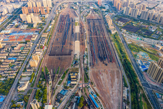 航拍郑州北站铁路编组站货运列车