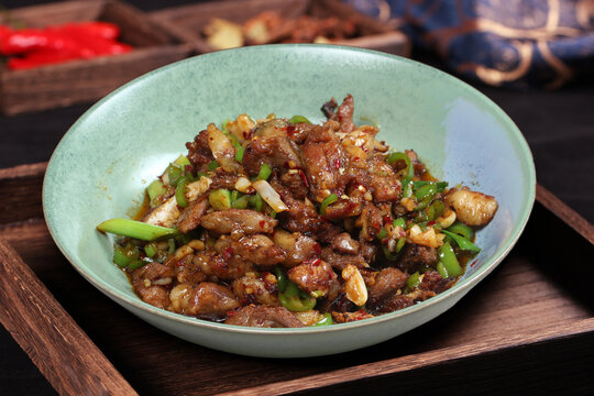 青椒炒肉