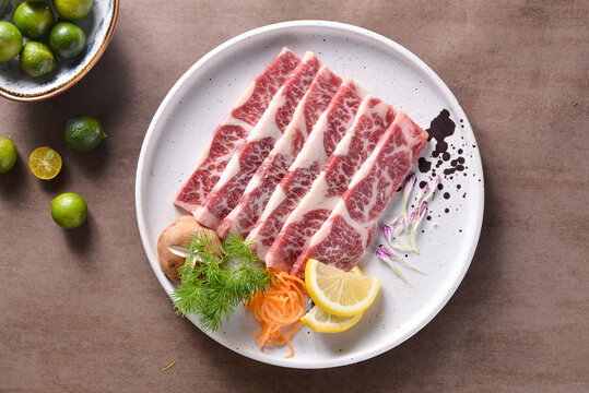 烤牛腩排