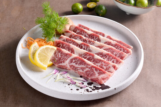 烤牛腩排