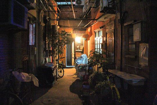 上海老弄堂夜色