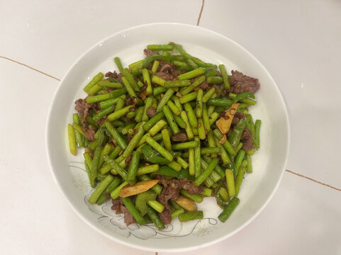 蒜苔猪肉家庭美食