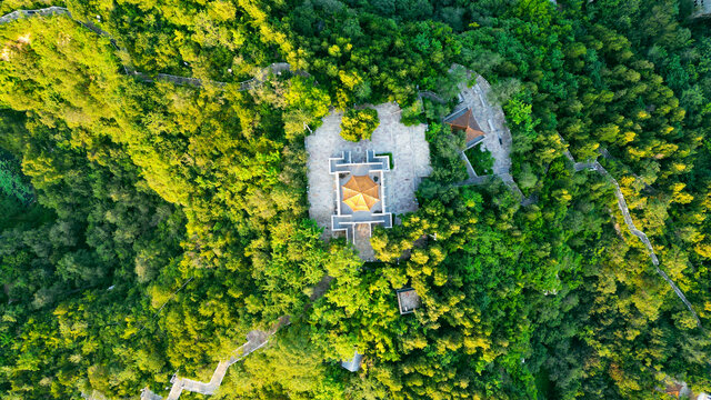唐山凤凰山公园凤凰亭