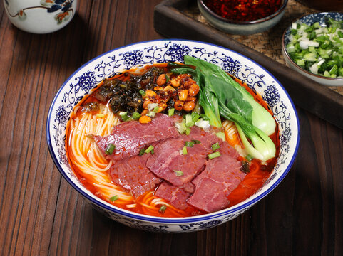 牛肉面