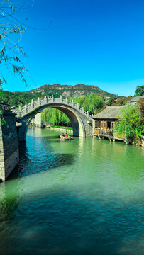 小桥流水