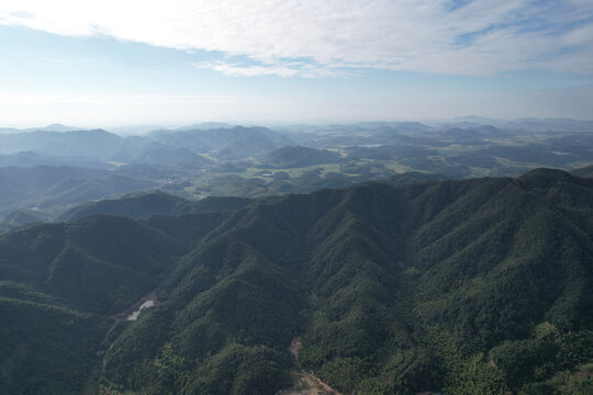 山脉林海