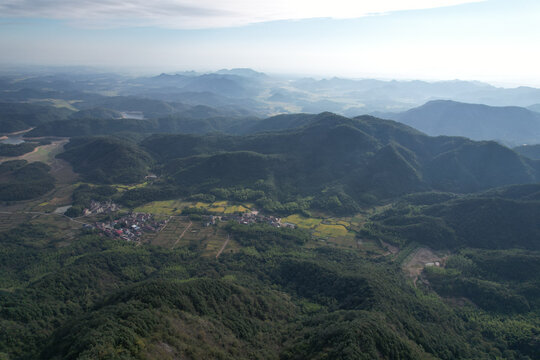 连绵的大山