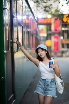 美女人像
