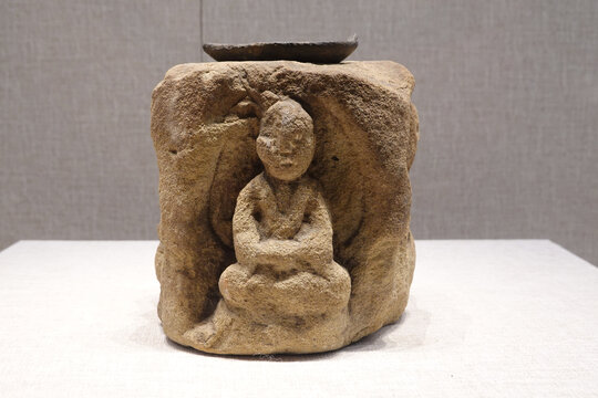 石雕佛像油灯