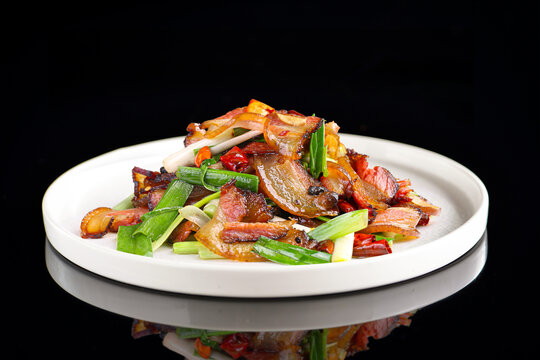 蒜苗炒腊肉