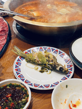 贵州酸汤鱼