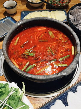 酸汤牛肉火锅锅底