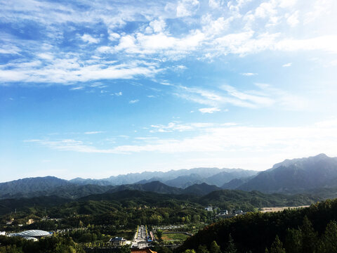 鲁山