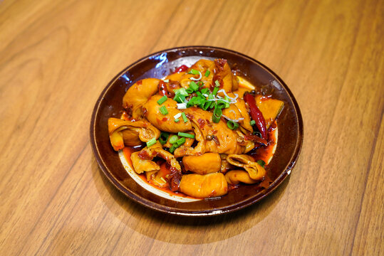 肥肠卤味美食小吃