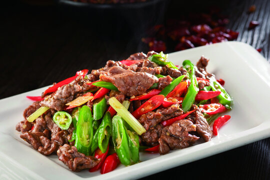 小炒黄牛肉