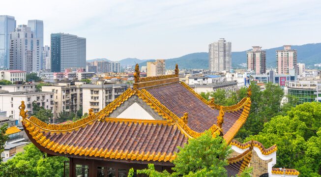 潇湘古阁与现代城建