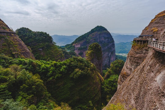 龙南南武当山