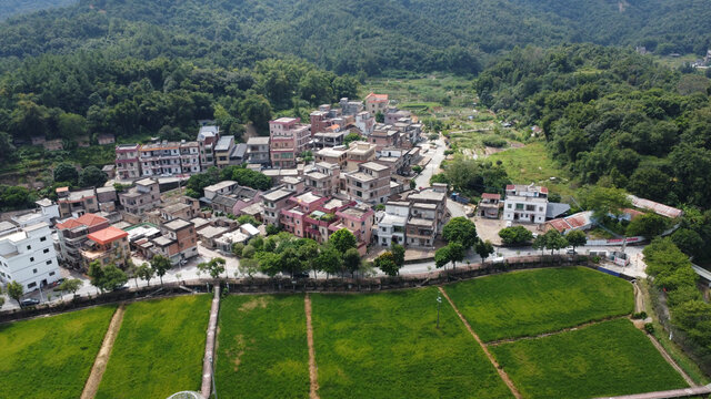 红山村