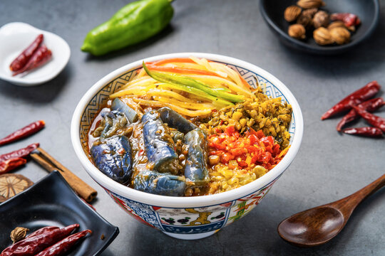 肉沫茄子拌饭