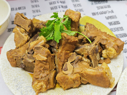 卤肉