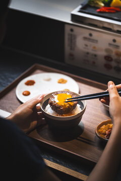 日式和牛汉堡肉套餐