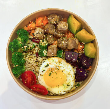 香煎雪花牛肉粒沙拉轻食