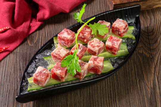 雪花牛肉粒