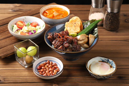 鹅肝牛排丼