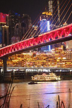 重庆洪崖洞夜景千厮门嘉陵江大桥