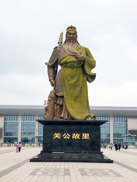 关公塑像