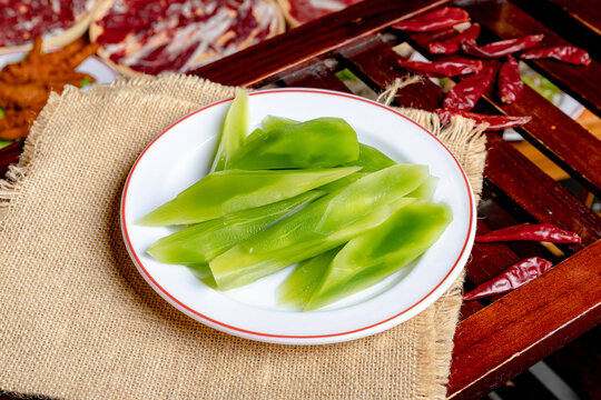 火锅菜品莴笋