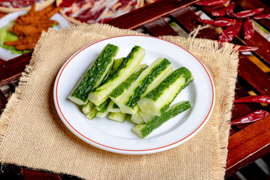 火锅菜品黄瓜条
