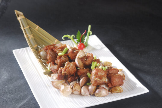 蒜香小排