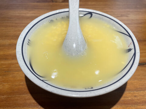 养胃小米粥