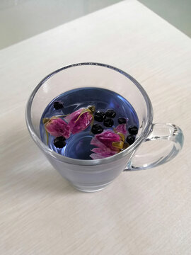 黑枸杞玫瑰茶