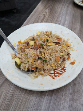 菠萝炒饭