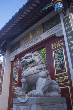 泉州丛林崇福寺门口