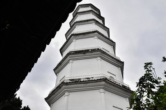福州于山白塔