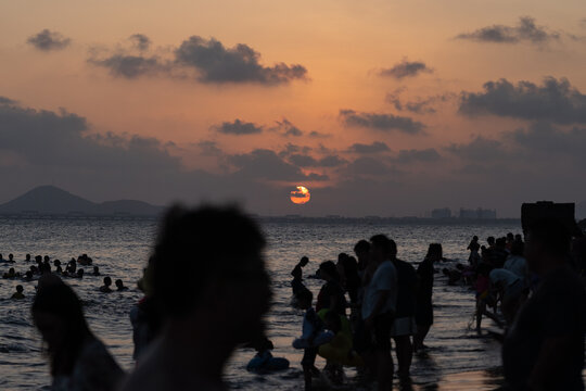 海边日落