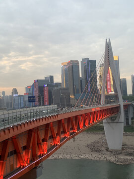 重庆千厮门大桥