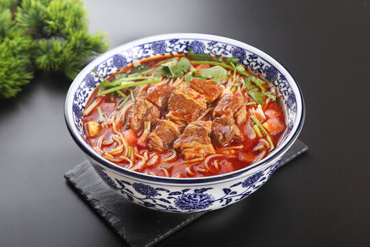 番茄牛肉面
