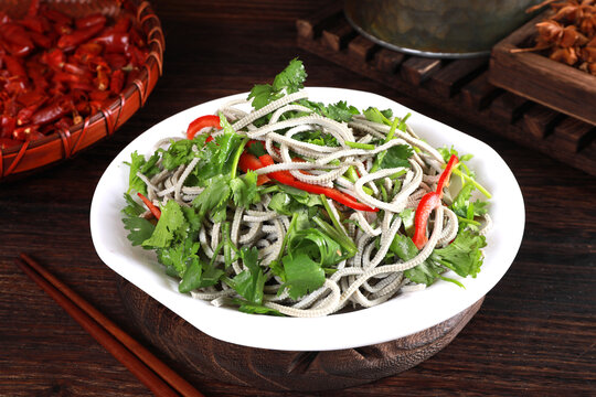 拌豆腐丝