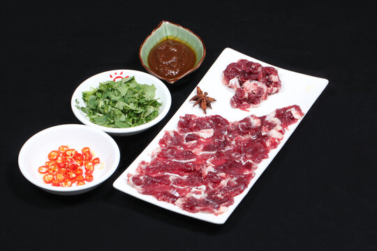 现切羊肉