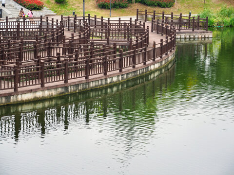 河边栏杆