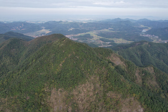 悬崖峭壁