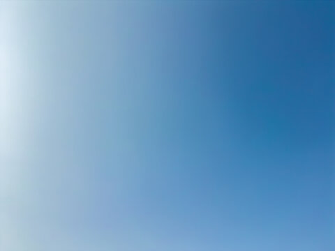 航拍纯净的天空